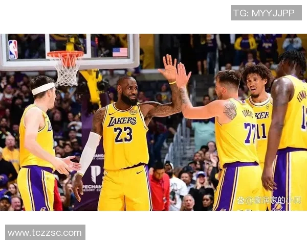 湖人热火G2精彩回顾：巅峰对决中的每一个瞬间与精彩时刻